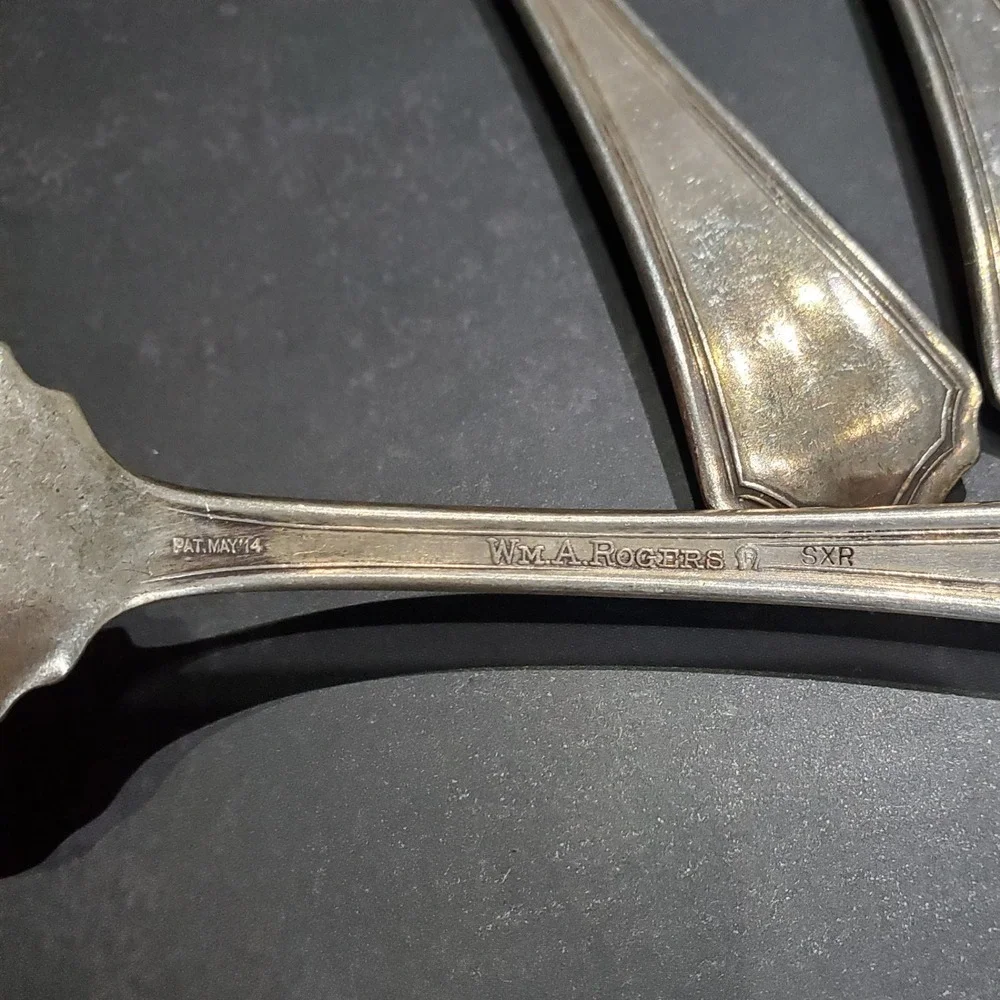 Set of 5 Vintage WM A Rogers Silverplate Raleigh Dinner Forks Geometric Design